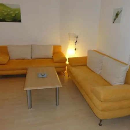 公寓 Haus Neunhauserer *